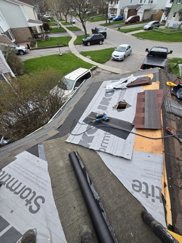 Finished red shingle roof viewed from the ridge by 905 Roofing Inc. in Durham Region and the GTA